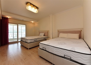 Большой пентхаус с семью спальными комнатами в Джикджилли