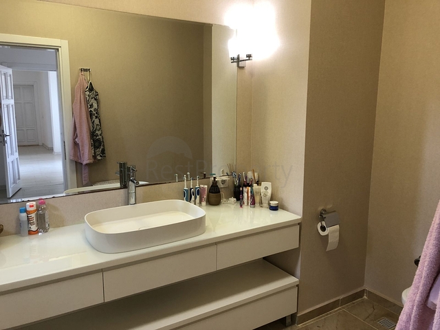 Изумительная вилла в нескольких минутах ходьбы от моря