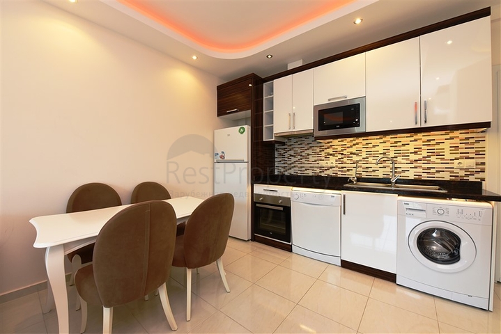 Двухкомнатная квартира с мебелью в комплексе класса люкс