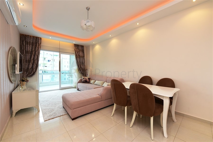 Двухкомнатная квартира с мебелью в комплексе класса люкс