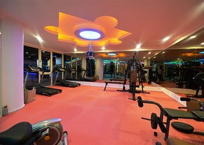 Двухкомнатная квартира с мебелью в комплексе класса люкс