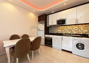 Двухкомнатная квартира с мебелью в комплексе класса люкс