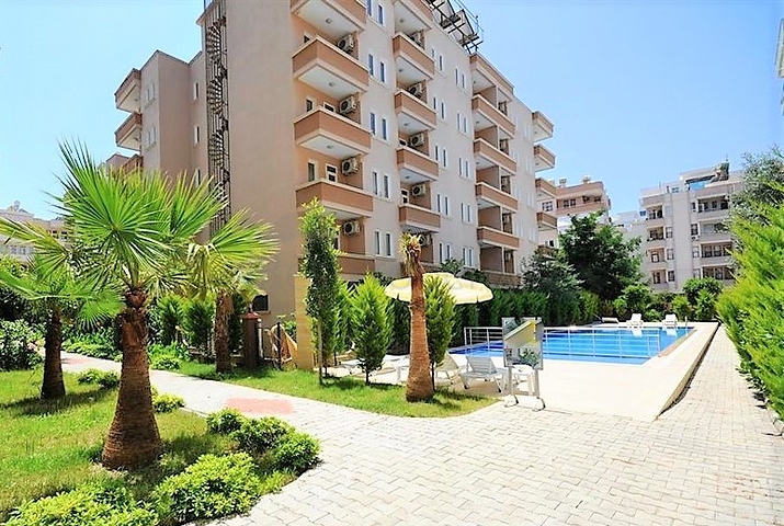 Двухкомнатная квартира по привлекательной цене в Махмутларе