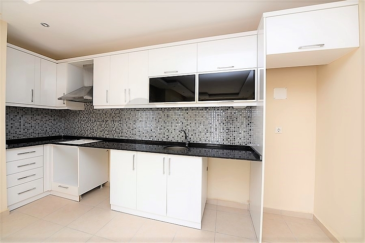 Двухкомнатная квартира по привлекательной цене в Махмутларе