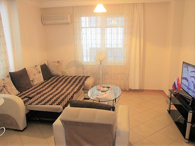 Трехкомнатная квартира с мебелью в районе Оба