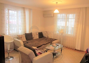 Трехкомнатная квартира с мебелью в районе Оба