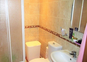 Трехкомнатная квартира с мебелью в районе Оба