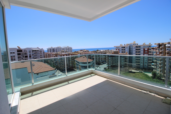 Трёхкомнатная квартира в комплексе с богатой инфраструктурой