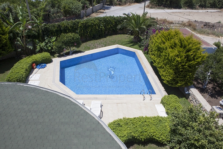 Вилла в Бодруме с общей территорией 1200м2