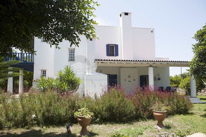 Вилла в Бодруме с общей территорией 1200м2