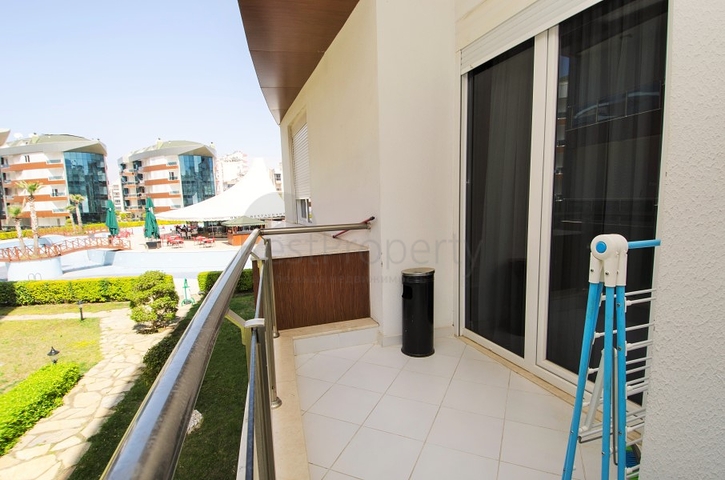 Квартира 2+1 с мебелью в комплексе отельного типа в Анталии