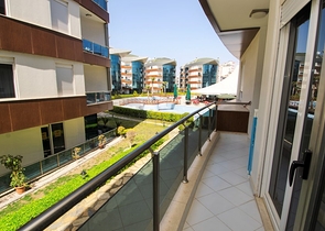 Квартира 2+1 с мебелью в комплексе отельного типа в Анталии