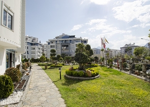 Квартира 2+1 с мебелью в комплексе отельного типа в Анталии