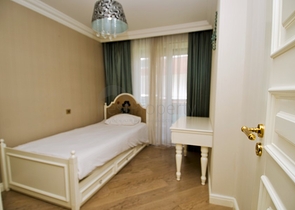 Квартира 2+1 с мебелью в комплексе отельного типа в Анталии