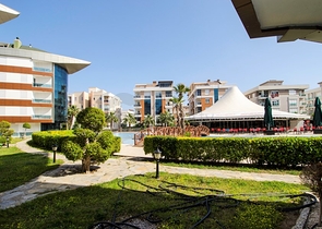 Квартира 1+1 в комплексе с инфраструктурой отеля 450 м до моря