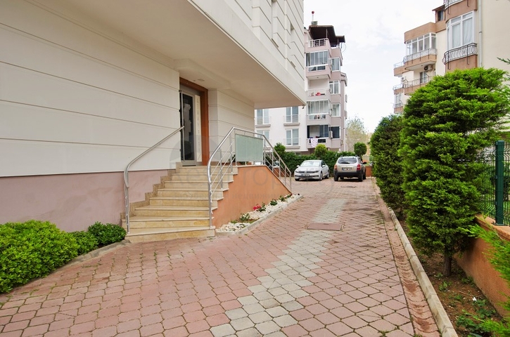 Квартира 1+1 с мебелью в районе Лиман Коньяалты