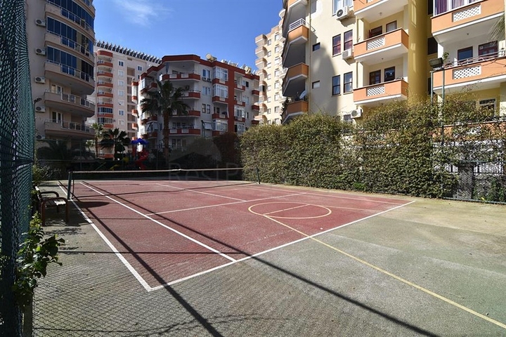 Трехкомнатная квартира по выгодной цене в Махмутларе