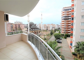 Трехкомнатная квартира по выгодной цене в Махмутларе