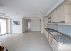 Трехкомнатная квартира по выгодной цене в Махмутларе