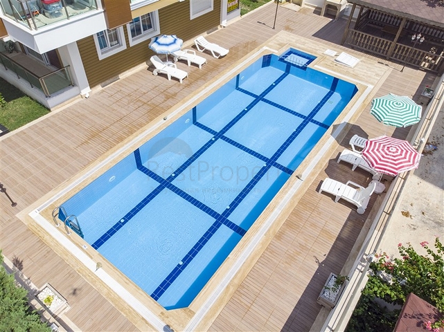 Квартира 2+1 в комплексе рядом с Боачай каналом в Коньяалты