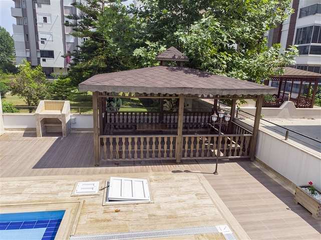 Квартира 2+1 в комплексе рядом с Боачай каналом в Коньяалты