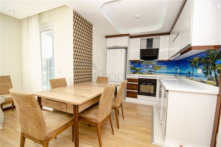 Квартира 2+1 в комплексе рядом с Боачай каналом в Коньяалты