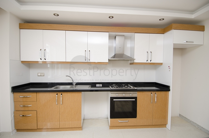 Трехкомнатная квартира рядом с парком в микрорайоне Хурма 