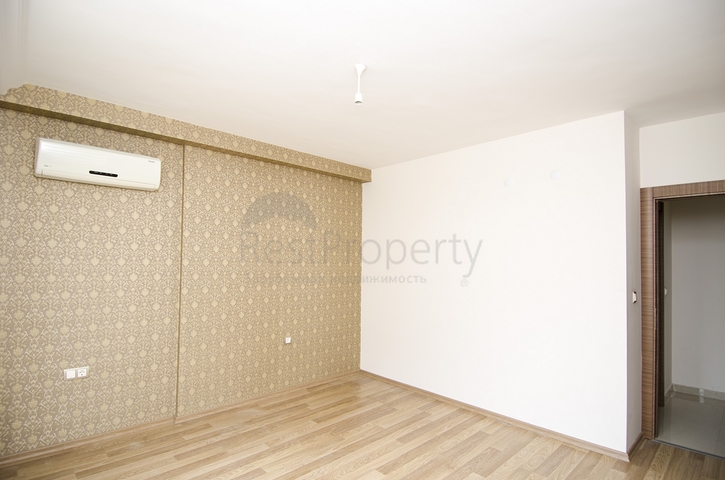 Трехкомнатная квартира рядом с парком в микрорайоне Хурма 