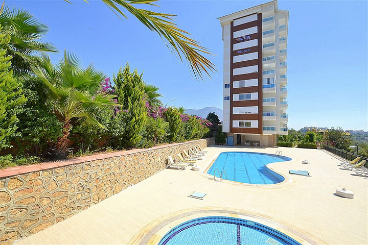 Комфортная квартира с мебелью в районе Тосмур, в Алании