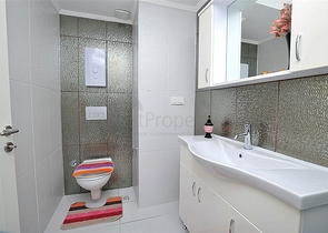 Комфортная квартира с мебелью в районе Тосмур, в Алании