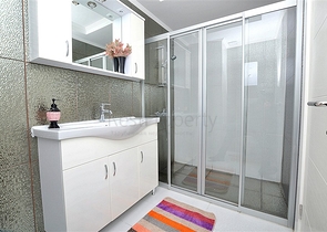 Комфортная квартира с мебелью в районе Тосмур, в Алании