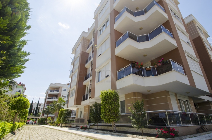 Квартира 2+1 с мебелью в пешей доступности к морю в Анталии