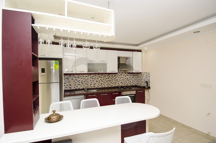 Квартира 2+1 с мебелью в пешей доступности к морю в Анталии