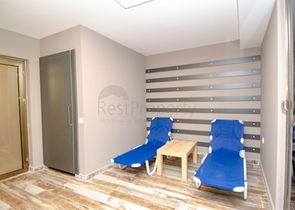 Квартира 2+1 с видом на бассейн в новом комплексе в Лимане