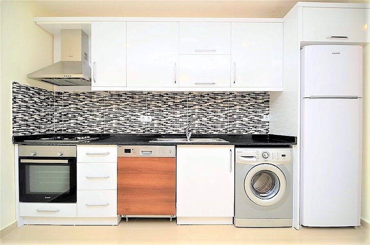 Двухкомнатная квартира с мебелью в центре Махмутлара