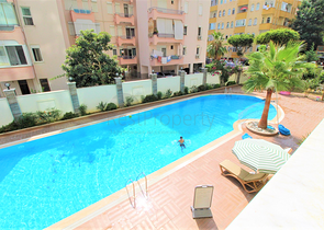 Двухкомнатная квартира с мебелью в центре Махмутлара