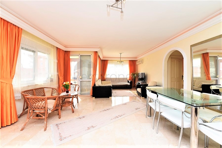 Меблированная квартира с двумя спальнями в Джикджилли