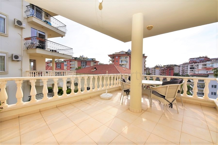 Меблированная квартира с двумя спальнями в Джикджилли