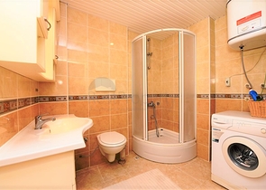 Меблированная квартира с двумя спальнями в Джикджилли