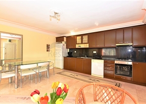 Меблированная квартира с двумя спальнями в Джикджилли