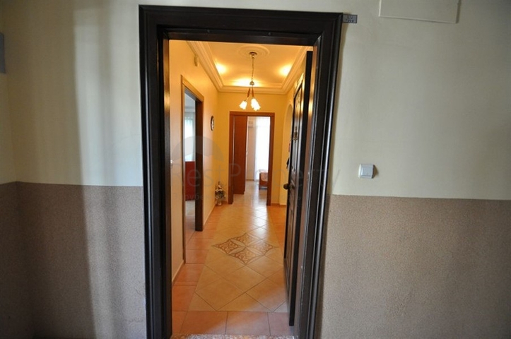 Меблированная квартира с двумя спальнями в Оба