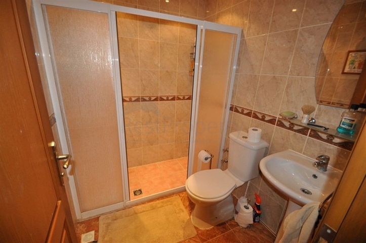 Меблированная квартира с двумя спальнями в Оба