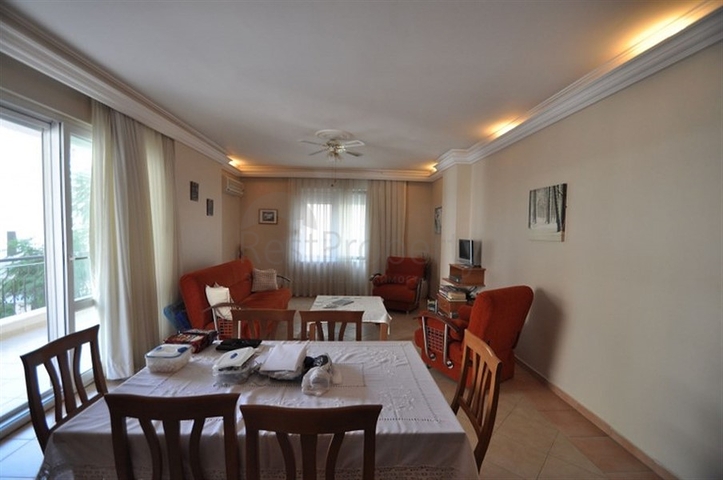 Меблированная квартира с двумя спальнями в Оба