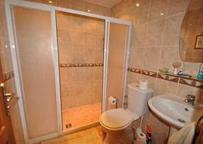 Меблированная квартира с двумя спальнями в Оба