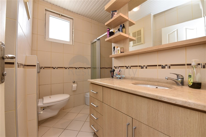 Меблированная квартира с одной спальней в Тосмуре