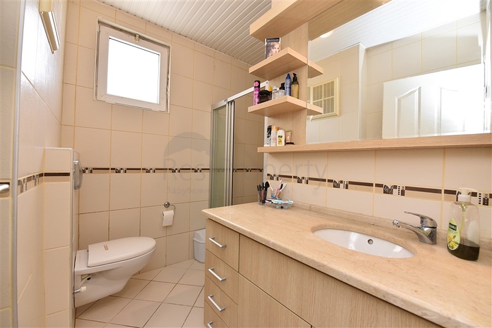 Меблированная квартира с одной спальней в Тосмуре