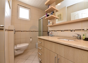 Меблированная квартира с одной спальней в Тосмуре