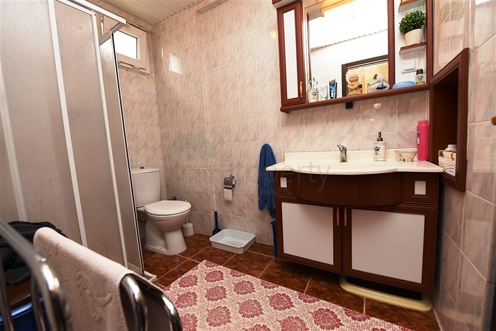 Меблированная квартира с одной спальней в Оба