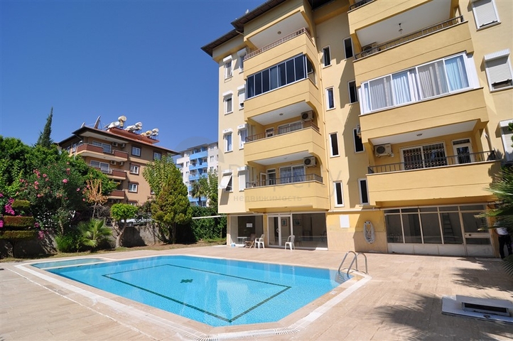 Меблированная квартира с одной спальней в Оба