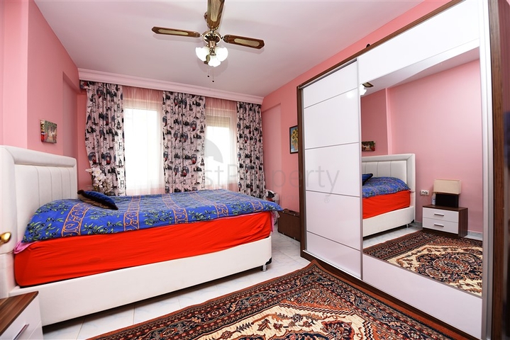 Меблированная квартира с одной спальней в Оба